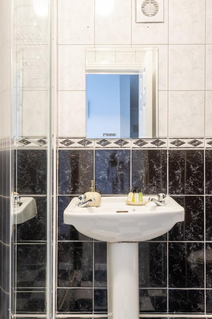 Guestready - Family Retreat By River Liffey